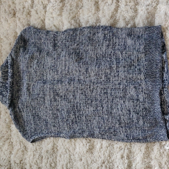 EUC Sleeveless knit open front cardigan - Picture 4 of 4